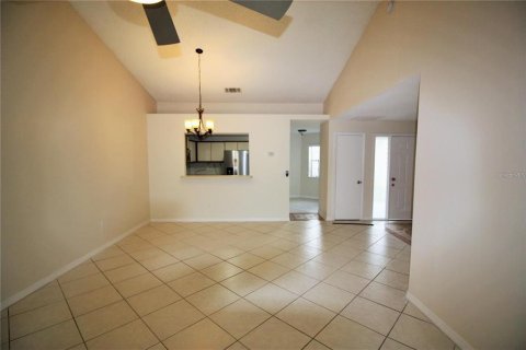 House in Kissimmee, Florida 3 bedrooms, 123.19 sq.m. № 1740351 - photo 7