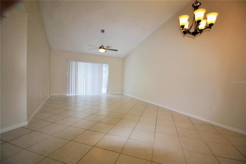 House in Kissimmee, Florida 3 bedrooms, 123.19 sq.m. № 1740351 - photo 8