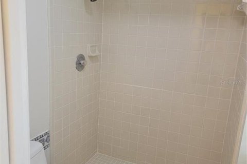 House in Kissimmee, Florida 3 bedrooms, 123.19 sq.m. № 1740351 - photo 15