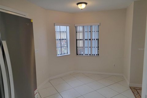 House in Kissimmee, Florida 3 bedrooms, 123.19 sq.m. № 1740351 - photo 5