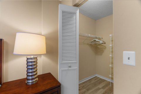Condo in Delray Beach, Florida, 2 bedrooms  № 2183437 - photo 19