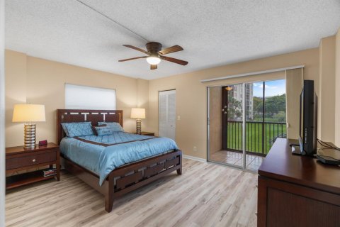Condo in Delray Beach, Florida, 2 bedrooms  № 2183437 - photo 16
