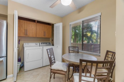 Condo in Delray Beach, Florida, 2 bedrooms  № 2183437 - photo 8