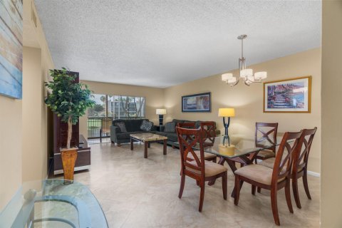 Condo in Delray Beach, Florida, 2 bedrooms  № 2183437 - photo 5
