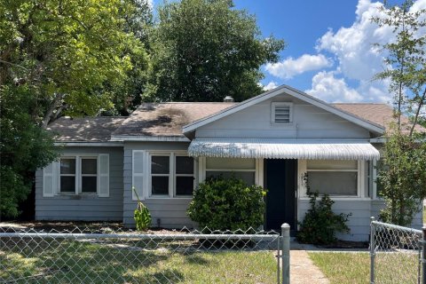 Villa ou maison à Winter Haven, Floride 3 chambres, 117.71 m2 № 2368917