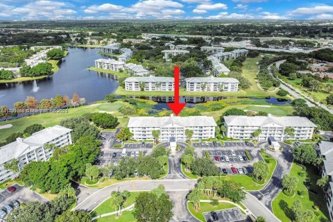 Купить кондоминиум в Дейви, Флорида 2 спальни, 128.67м2, № 1951405 - фото 3