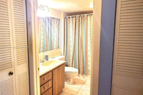 Купить кондоминиум в Дейви, Флорида 2 спальни, 128.67м2, № 1951405 - фото 27