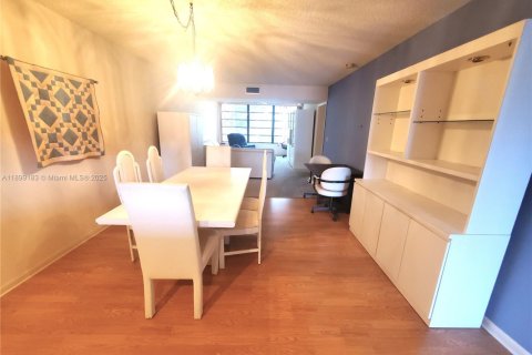 Купить кондоминиум в Дейви, Флорида 2 спальни, 128.67м2, № 1951405 - фото 11