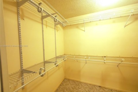 Купить кондоминиум в Дейви, Флорида 2 спальни, 128.67м2, № 1951405 - фото 22