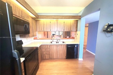 Купить кондоминиум в Дейви, Флорида 2 спальни, 128.67м2, № 1951405 - фото 7