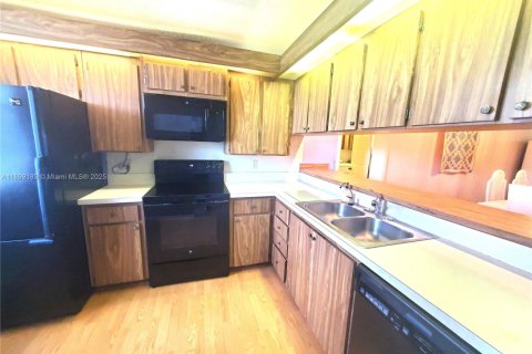 Купить кондоминиум в Дейви, Флорида 2 спальни, 128.67м2, № 1951405 - фото 8