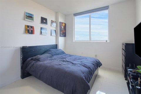 Condo in Doral, Florida, 3 bedrooms  № 1703341 - photo 8