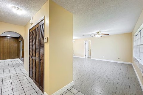 House in Sanford, Florida 3 bedrooms, 130.25 sq.m. № 1761372 - photo 9