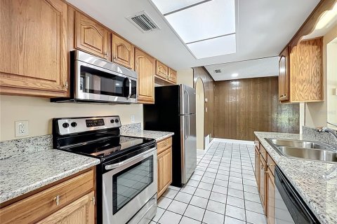 House in Sanford, Florida 3 bedrooms, 130.25 sq.m. № 1761372 - photo 14