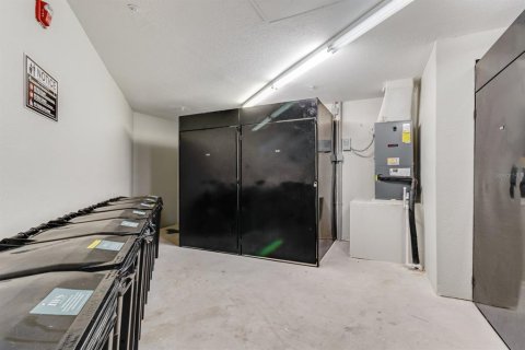 Condo in Orlando, Florida, 3 bedrooms  № 1843711 - photo 28