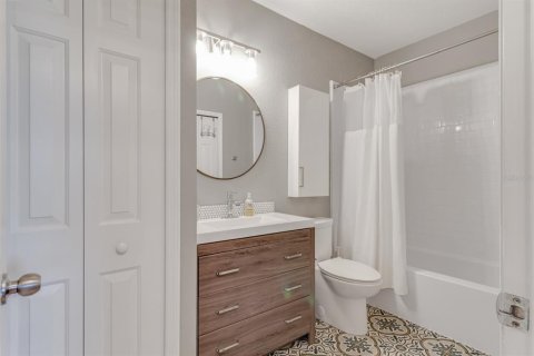 Condo in Orlando, Florida, 3 bedrooms  № 1843711 - photo 24