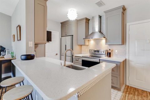 Condo in Orlando, Florida, 3 bedrooms  № 1843711 - photo 3