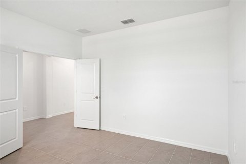 House in Palmetto, Florida 4 bedrooms, 223.06 sq.m. № 2096123 - photo 28