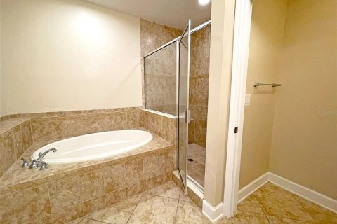 Condo in Orlando, Florida, 3 bedrooms  № 1560562 - photo 27