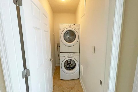 Condo in Orlando, Florida, 3 bedrooms  № 1560562 - photo 20