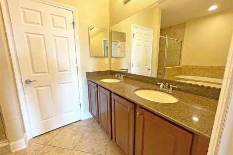 Condo in Orlando, Florida, 3 bedrooms  № 1560562 - photo 26