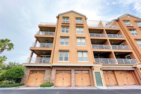 Condo in Orlando, Florida, 3 bedrooms  № 1560562 - photo 29