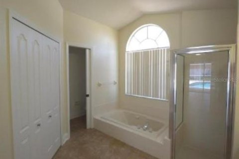 Villa ou maison à louer à Tampa, Floride: 3 chambres, 153.66 m2 № 1901792 - photo 15