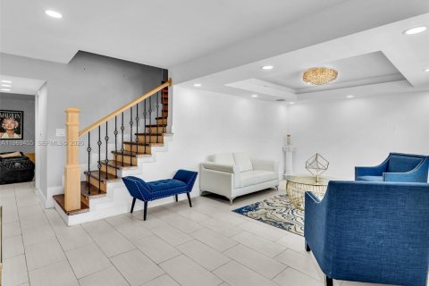 Adosado en venta en Tamarac, Florida, 3 dormitorios, 173.26 m2 № 2030247 - foto 3