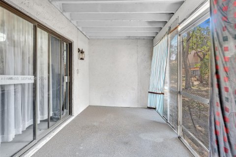 Adosado en venta en Tamarac, Florida, 3 dormitorios, 173.26 m2 № 2030247 - foto 23