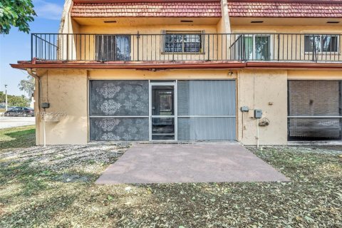 Adosado en venta en Tamarac, Florida, 3 dormitorios, 173.26 m2 № 2030247 - foto 26