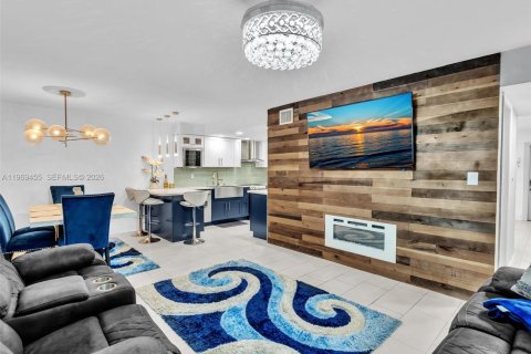 Adosado en venta en Tamarac, Florida, 3 dormitorios, 173.26 m2 № 2030247 - foto 12