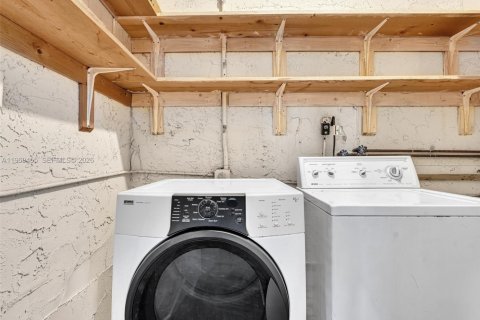 Adosado en venta en Tamarac, Florida, 3 dormitorios, 173.26 m2 № 2030247 - foto 22