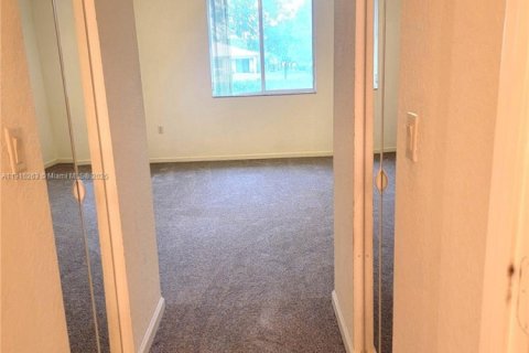 Casa en venta en Vero Beach, Florida, 4 dormitorios, 174.84 m2 № 1971066 - foto 14