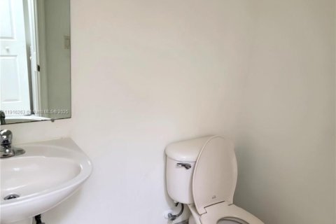 Casa en venta en Vero Beach, Florida, 4 dormitorios, 174.84 m2 № 1971066 - foto 7