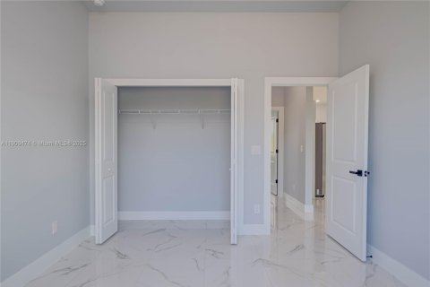 Купить виллу или дом в Лихай-Эйкерс, Флорида 3 спальни, 151.62м2, № 1965174 - фото 17