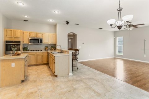 Villa ou maison à vendre à Wesley Chapel, Floride: 4 chambres, 206.89 m2 № 2398683 - photo 17
