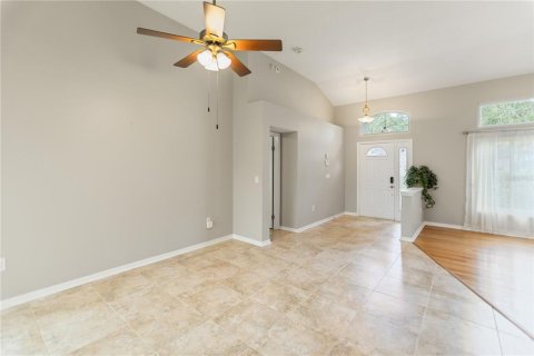 Villa ou maison à vendre à Wesley Chapel, Floride: 4 chambres, 206.89 m2 № 2398683 - photo 11