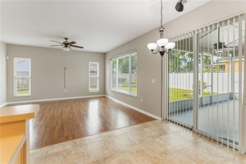 Villa ou maison à vendre à Wesley Chapel, Floride: 4 chambres, 206.89 m2 № 2398683 - photo 24