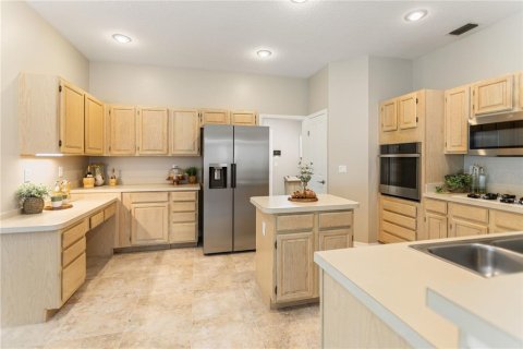 Villa ou maison à vendre à Wesley Chapel, Floride: 4 chambres, 206.89 m2 № 2398683 - photo 16