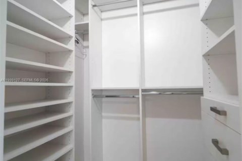 Casa en alquiler en Cutler Bay, Florida, 3 dormitorios, 153.29 m2 № 2066090 - foto 29