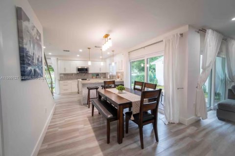Casa en alquiler en Cutler Bay, Florida, 3 dormitorios, 153.29 m2 № 2066090 - foto 10