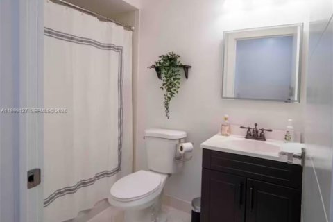 Casa en alquiler en Cutler Bay, Florida, 3 dormitorios, 153.29 m2 № 2066090 - foto 23