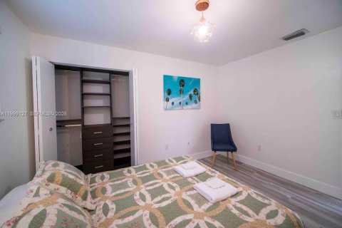 Casa en alquiler en Cutler Bay, Florida, 3 dormitorios, 153.29 m2 № 2066090 - foto 19
