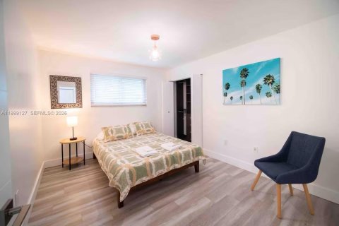 Casa en alquiler en Cutler Bay, Florida, 3 dormitorios, 153.29 m2 № 2066090 - foto 21