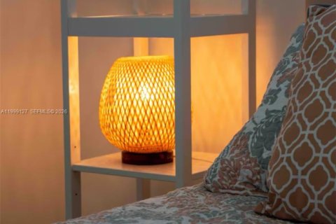 Casa en alquiler en Cutler Bay, Florida, 3 dormitorios, 153.29 m2 № 2066090 - foto 17