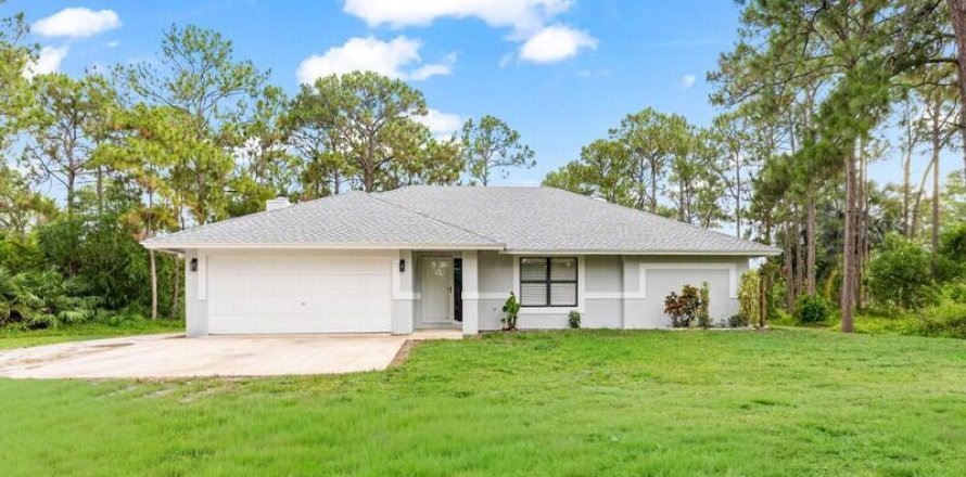 House in Loxahatchee Groves, Florida 3 bedrooms, 156.73 sq.m. № 2392397