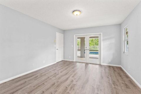 House in Loxahatchee Groves, Florida 3 bedrooms, 156.73 sq.m. № 2392397 - photo 6