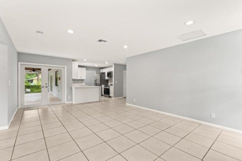 House in Loxahatchee Groves, Florida 3 bedrooms, 156.73 sq.m. № 2392397 - photo 20