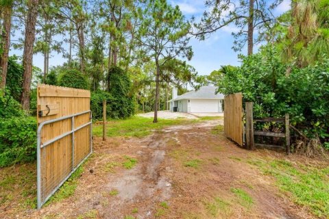House in Loxahatchee Groves, Florida 3 bedrooms, 156.73 sq.m. № 2392397 - photo 21