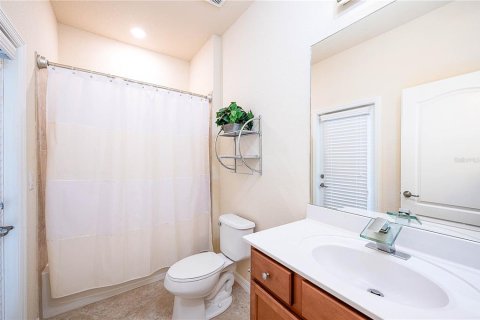 Villa ou maison à vendre à Bradenton, Floride: 3 chambres, 155.8 m2 № 2434909 - photo 19